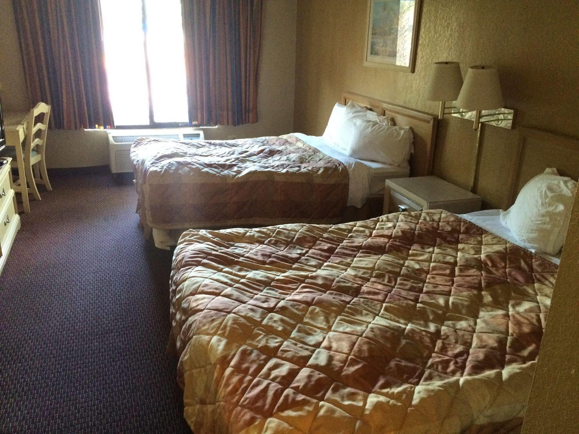 Valuelodge Busch Gardens - Motel 2*